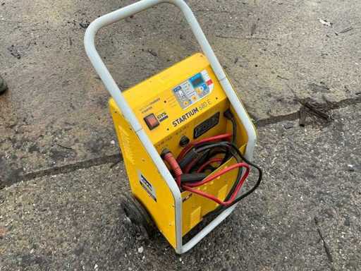 GYS Startium 680 E battery charger / starter - booster 12V - 24V Other battery tools