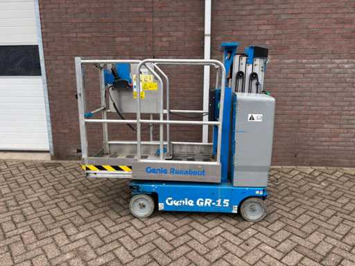 2011 Genie GR-15 Plate-forme aérienne