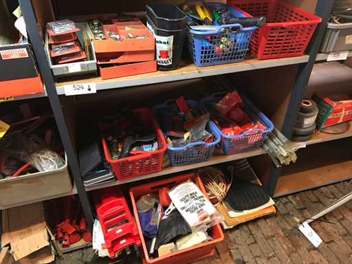 Partie von Werkzeugen und sonstigem