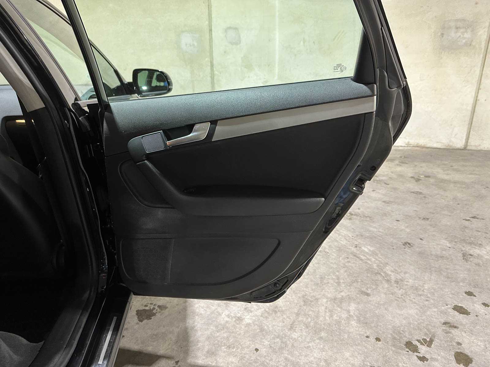 Audi A3 Sportback 1.8 TFSI Quattro Ambition Business Edition 160pk 2011 (Origineel-NL), 04-RBV-3