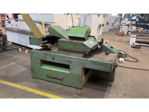 ced09f4a-d970-4f38-931b-2dd04a6eb06b.mp4