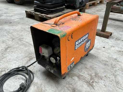 Sprężarka powietrza Kaeser Diamant 300 z 1996 roku