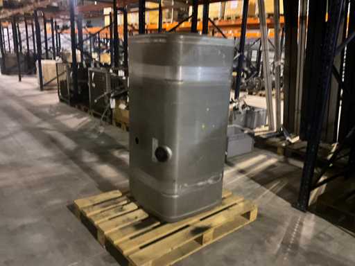 MAN Brandstoftank 490 L