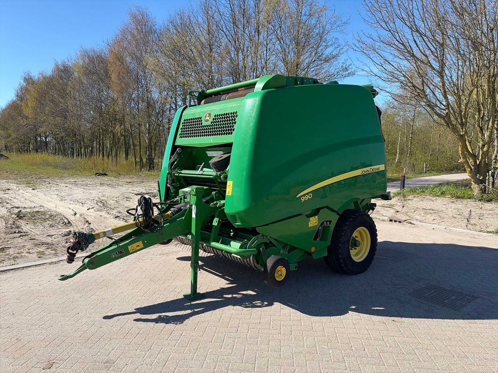 2016 John Deere 990H Baler