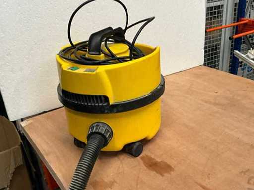 Aspirapolvere e pulitore a vapore