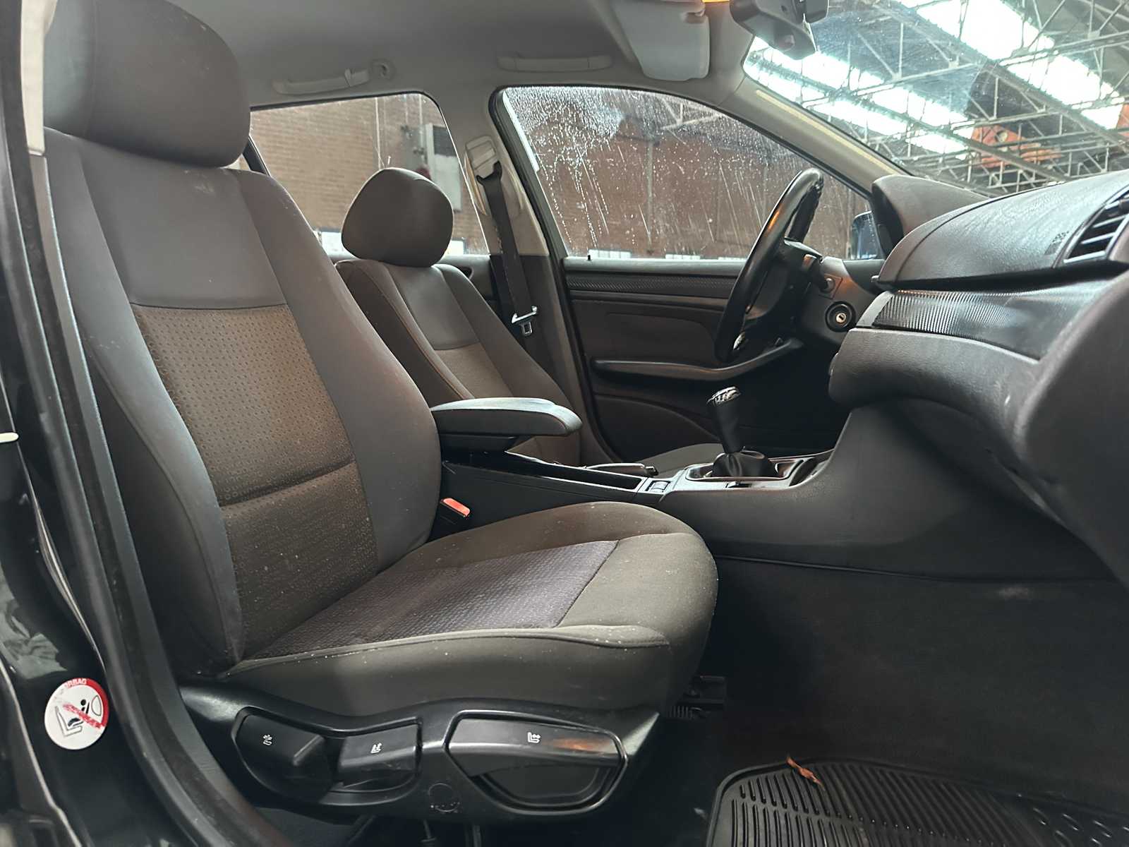 BMW 316i Touring Black & Silver 3-serie 114pk 2003,  62-LK-SL