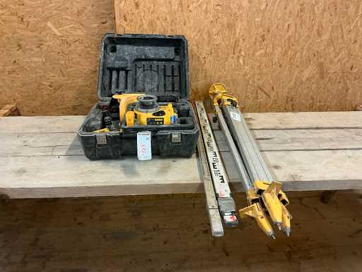 Laser budowlany DeWalt DW077