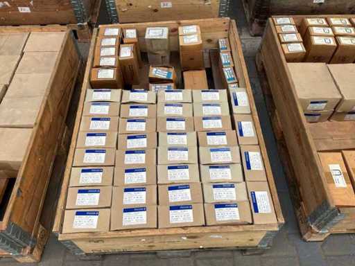 Fuche Verschiedene Muttern und Unterlegscheiben (10200x)