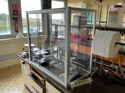 Incinta laboratorului