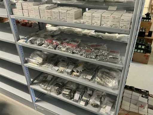 Partij diverse installatie benodigdheden