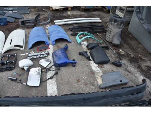 SCANIA Beaucoup de Parties du Corps