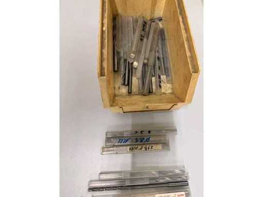 - CNC-Bearbeitung