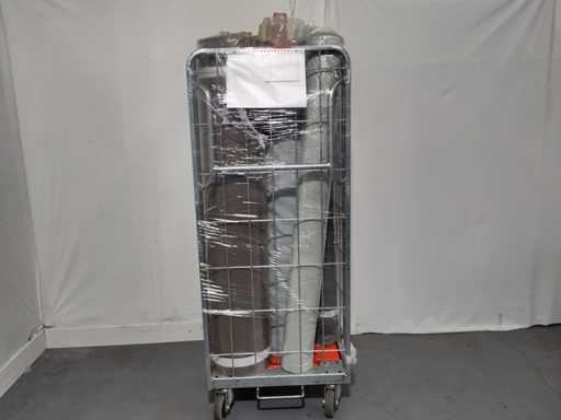 Rolcontainer met diverse producten