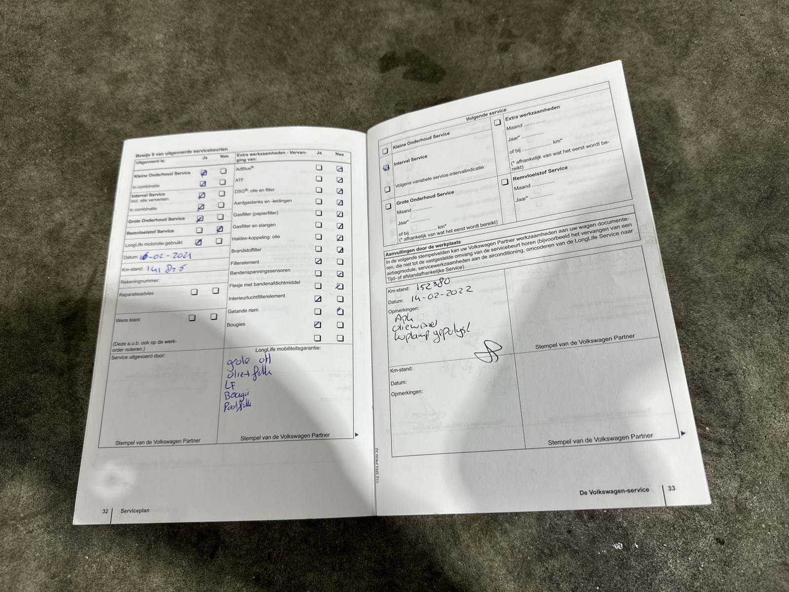 Volkswagen Passat Variant 1.8 TSI Highline 160pk 2011 (Origineel-NL), 71-RPV-9