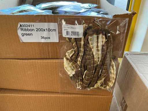 Partij Ribbons green 200x10cm (396x)