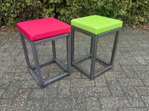 Industrial stool - equipped with two colored seats (10x)