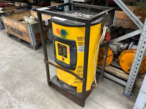 Energic Plus AR-Divers 48-100 Heftruck acculader