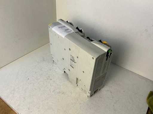 Lenze L-Force E94ASHE0174 Single Drive HighLine frequentieregelaar