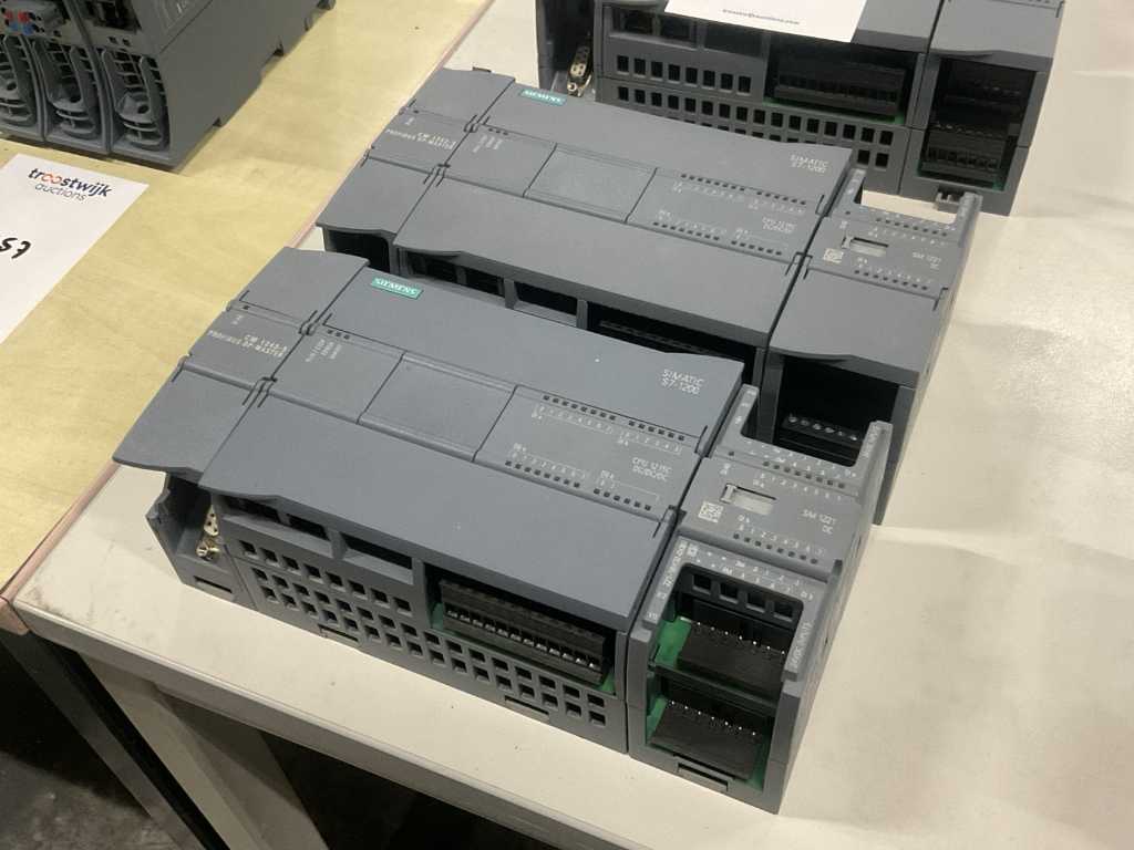 Siemens S7-1200 PLC set (2x)