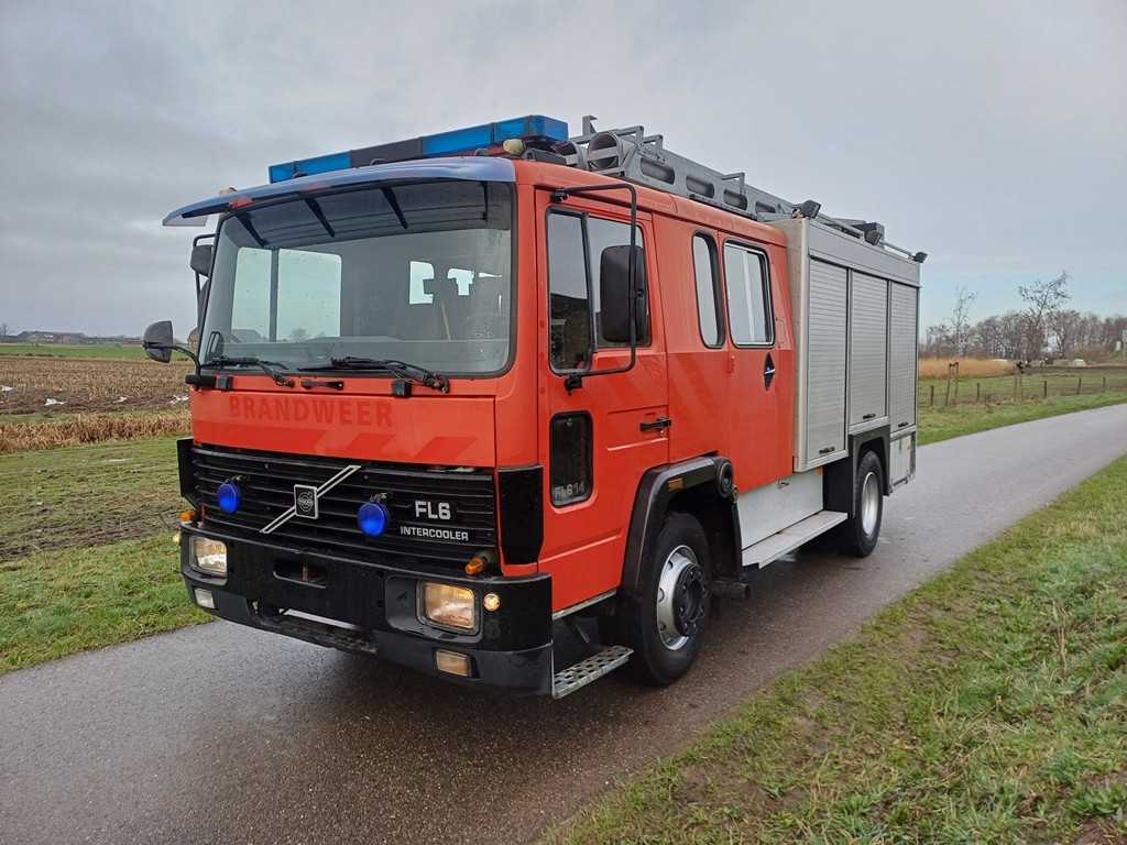 Autocamion de pompieri Volvo/Kronenburg FL 6-14