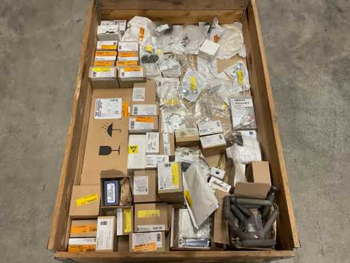 Charge von Materialien zur Zentralheizungsinstallation