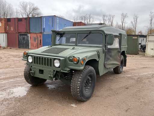 Humvee M1114 Véhicule de l’Armée 2012