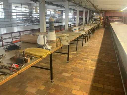 1980 Hovy's ST-101 Large Worktable with Electric Slicer Blade on Conductor