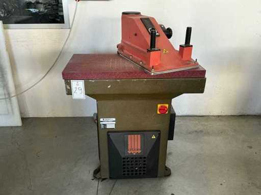 Machine de découpe atom SE20C 2001