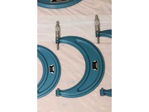 FREUTEK SDM0057 Set von 12x centesimalen externen Mikrometern 0–300 x 0,01 mm