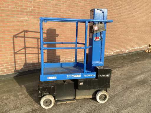 2007 Platforma koszowa Aichi SV04B