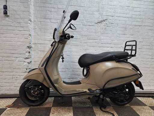 Piaggio Vespa Primavera 25 km snorscooter 4takt
