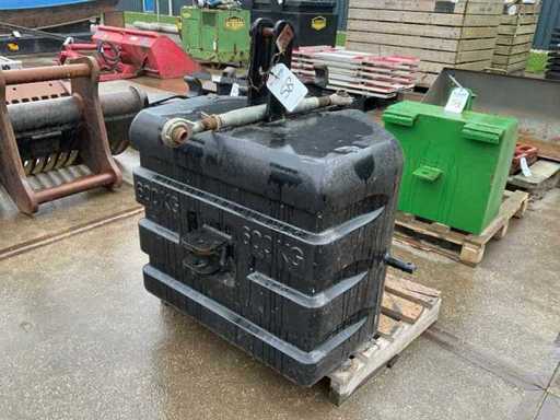 Peso anteriore, 600kg