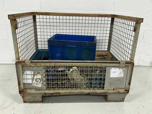 Kontener mesh z zawartością