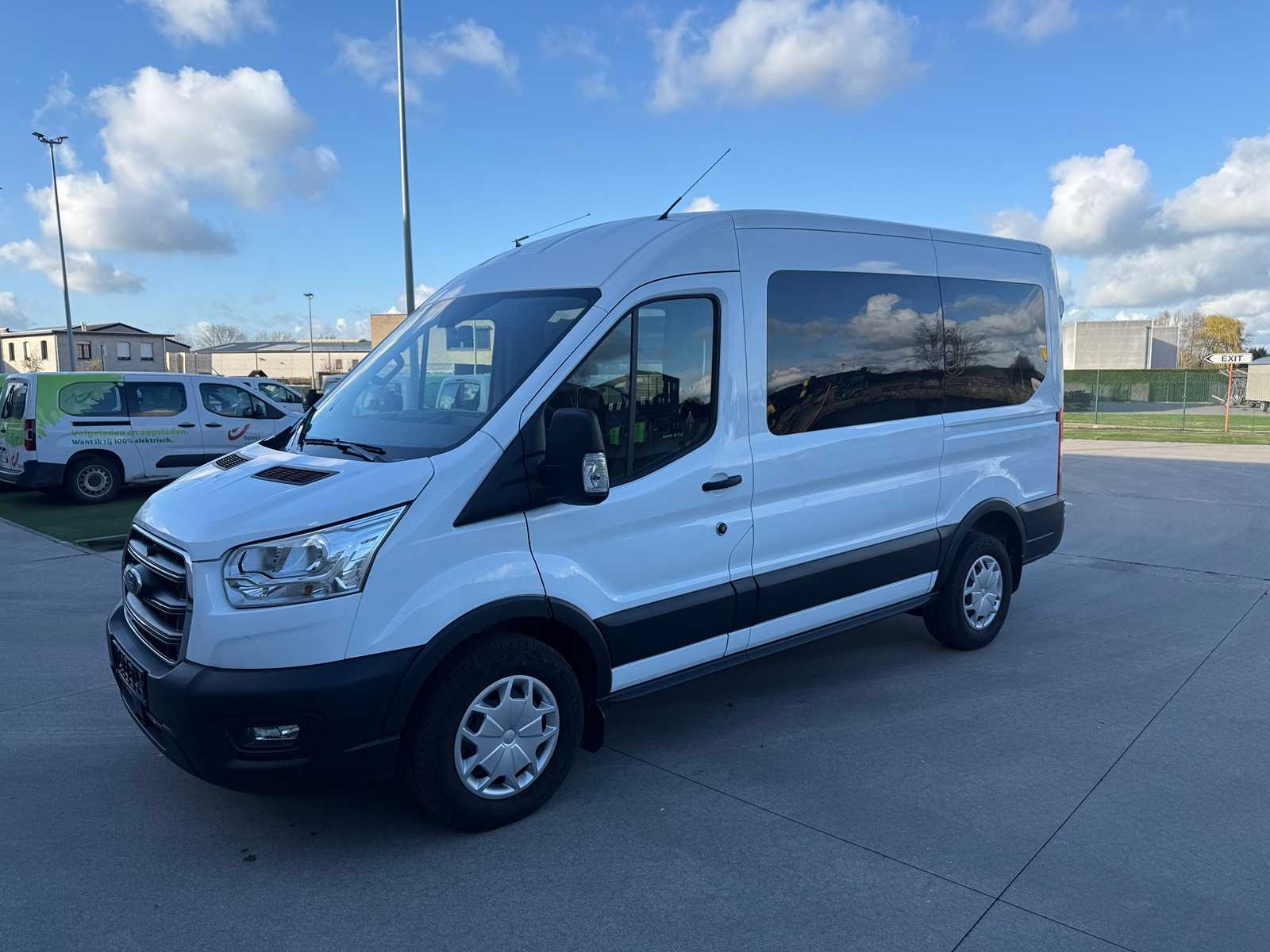 FORD – 2022 – TRANSIT – MINIBUS – Car
