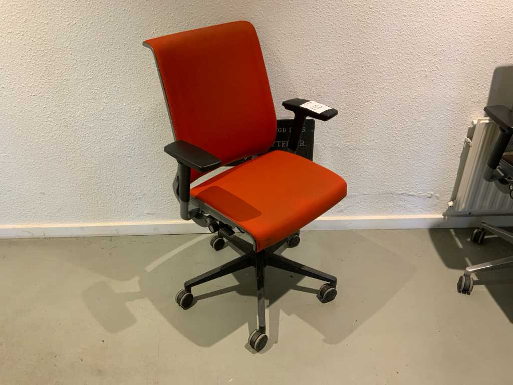 Steelcase sarb store chairs