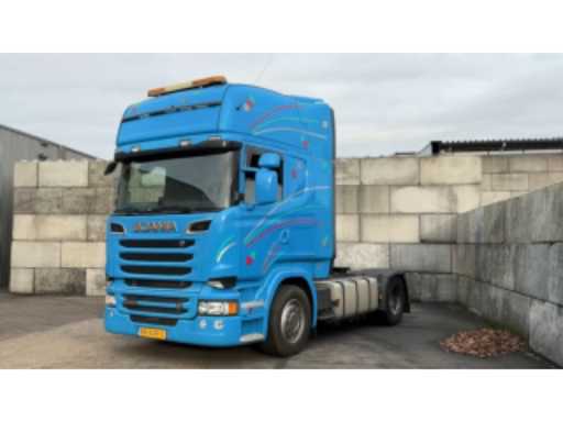 1e9a536c-f867-4e25-a921-257bab8d48f8.mp4