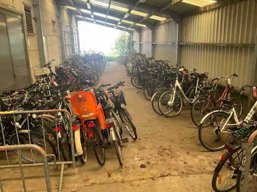 Various bicycles (130x)