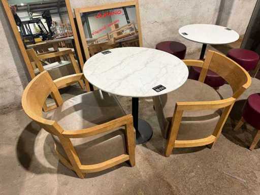Kabinen – Bistrotisch mit 2 Liegestühlen