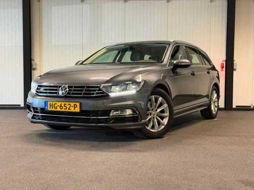 Volkswagen - Varianta Passat - 1.6 TDI Bns Ed. R -HG-652-P 2015 iaw
