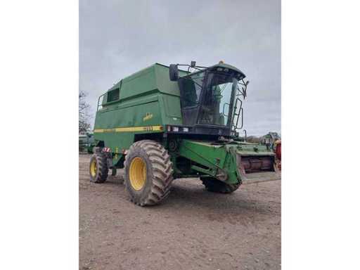 Combine Harvester – JOHN DEERE – 2264 Hill Master – 1998