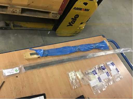 Posten Zubehör zu Führungsschienen