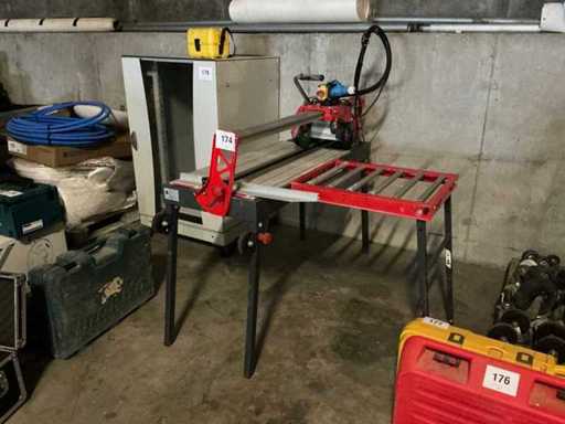 Rubi DC-250-1200 Cutting Table
