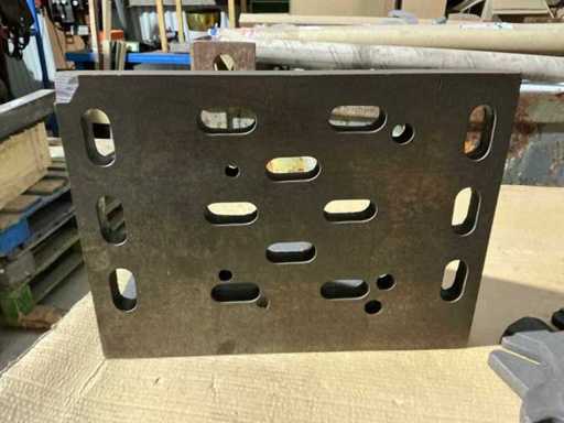 Gusset and machine clamp