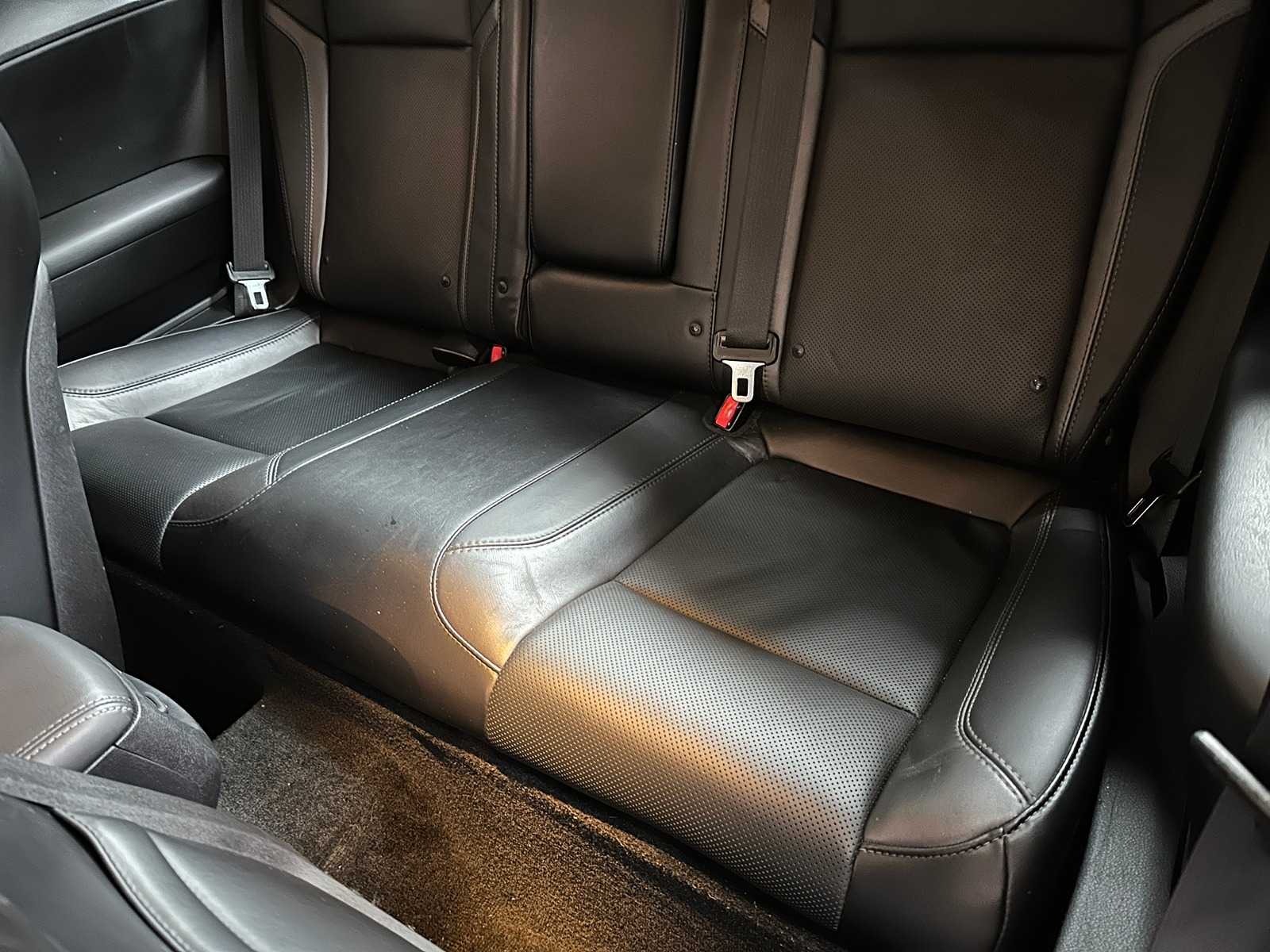 Dodge Challenger SXT PLUS 3.6 V6 305pk 2015