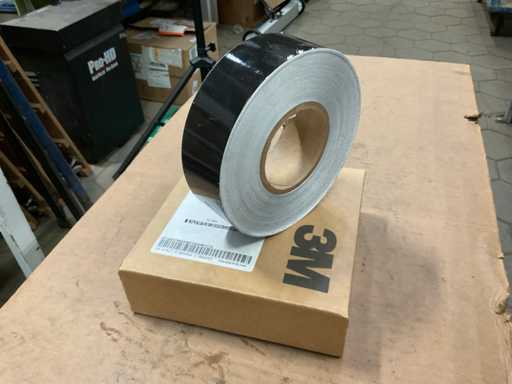 3M Reflective tape (4x)