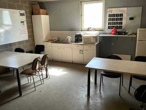 Partij diverse kantine-inventaris