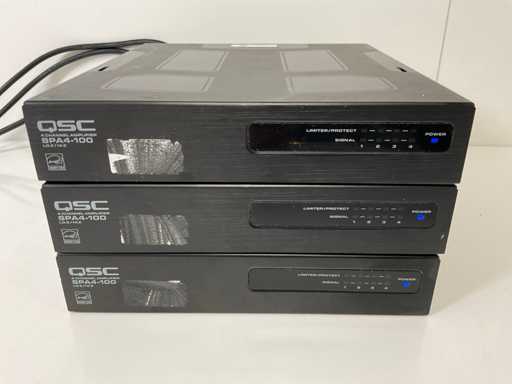 QSC (SPA4-100), amplificateur de puissance 4 canaux (3x)