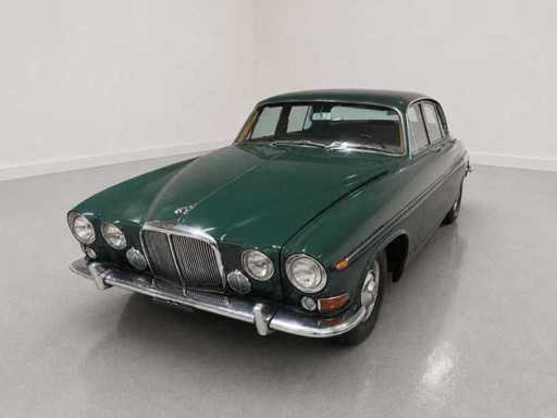 Jaguar 420G berline 1968 | Berline de luxe britannique