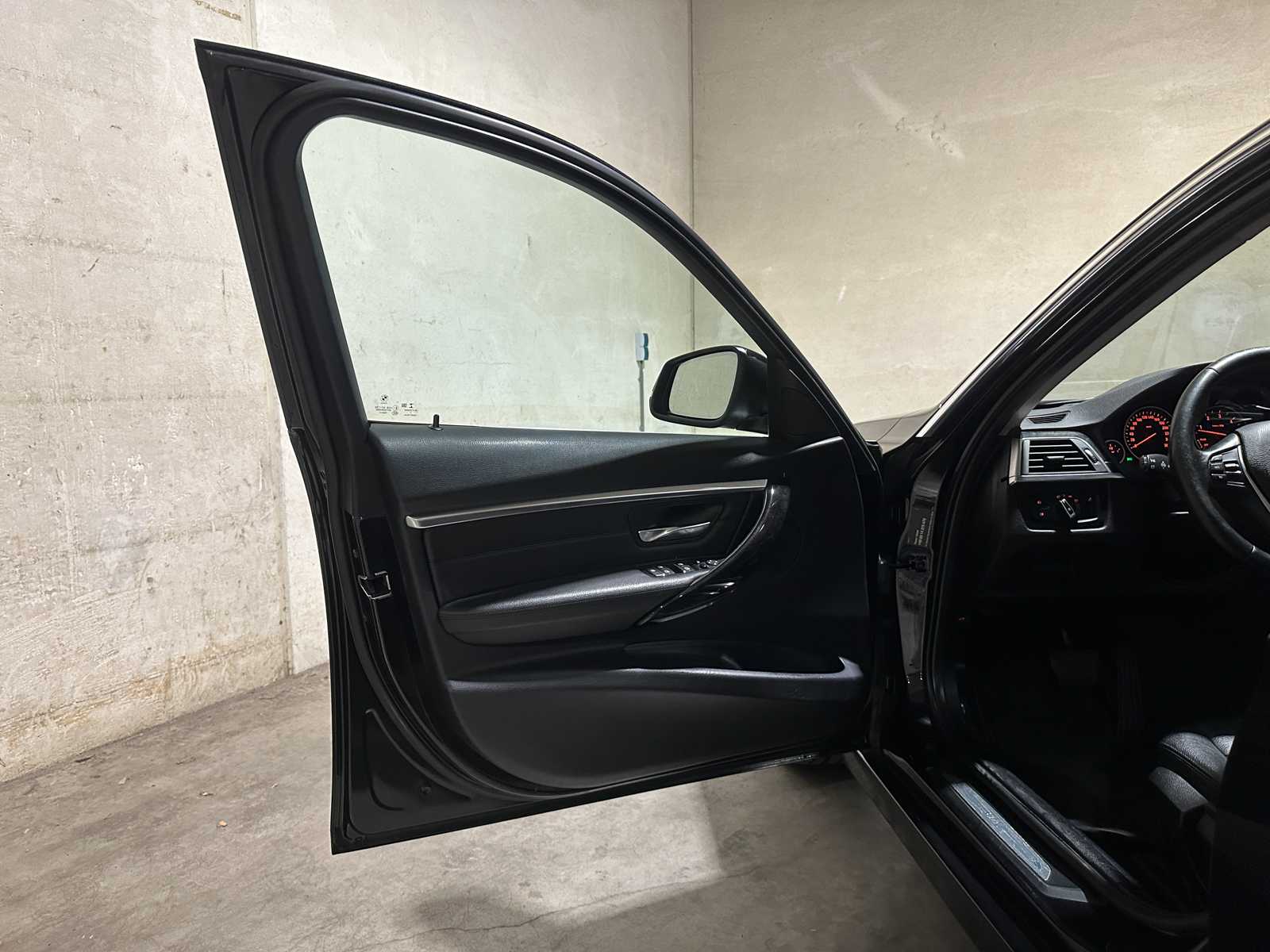 BMW 335d xDrive Touring Luxury 313pk 2015 3-serie, TF-222-V