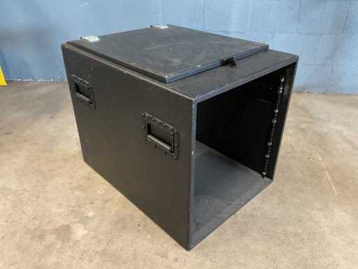 Portapacchi 10U 19" con coperchio ribaltabile